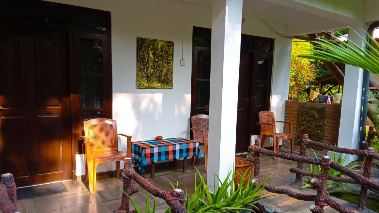 Sigiriya River Side Resort Extérieur photo